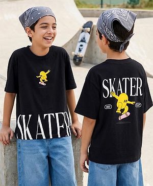Pine Kids Cotton Knit Half Sleeves T-Shirt With Skater Print - Black