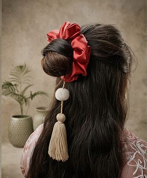 Funkrafts Tassels & Pompom...