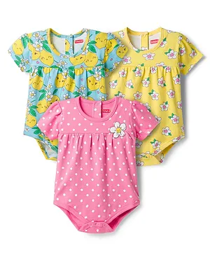 Babyhug 100% Cotton Knit Half Sleeves
                              Onesies with Lemon Floral & Polka Dots
                              Print Pack of 3 - Multicolor