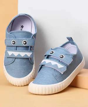Cute Walk by Babyhug Casual Shoes With Velcro
                      Closure & Face Print - Blue