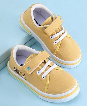 Cute Walk by Babyhug Velcro Closure Casual Shoes with Animal Print - Yellow