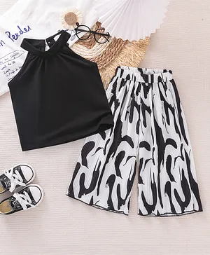 Mark & Mia Cotton Sleeveless Top
                              & Lounge Pant with Abstract Print -
                              Black