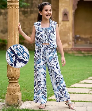 Pine Kids Viscose Woven Sleeveless
                              Floral Printed Co-Ords Indo Western Set -
                              Blue & White