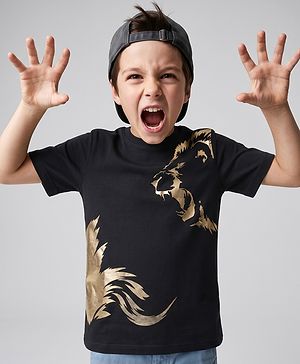 Pine Kids Cotton Knit T-Shirt with Half Sleeves and Lion Print - Black