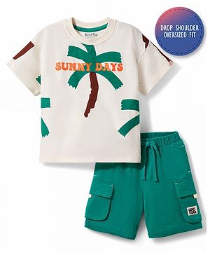Bonfino 100% Cotton Slub Knit Drop Shoulder Half Sleeves Oversized T-Shirt & Cargo Shorts Set with Tree Print - White & Green