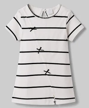 Babyhug
                                  Cotton Knit One Piece Dresses/Frocks
                                  Short Sleeves Round Neck Striped White
                                  6-9 Months