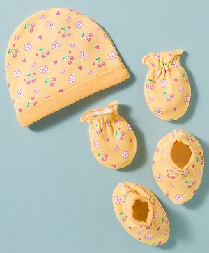 Babyhug 100% Cotton Interlock Knit Cap, Mittens & Booties Set With Floral Print Yellow - Diameter 16 cm