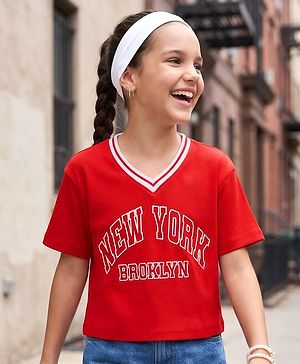 Pine Kids Cotton Knit Half Sleeves T-Shirt With New York Print - Red