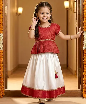 Babyhug Brocade Woven Half Sleeves
                              Floral Printed Pattu Pavda Lehenga Choli
                              Set - Red & White