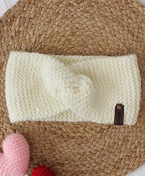 Woonie Hand Knitted Bow...