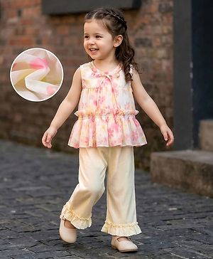 Mark & Mia Sleeveless Top &...
