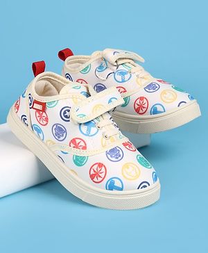 Pine Kids Marvel Slip On Casual Shoes With Avengers Graphics - Beige