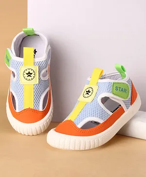 Cute Walk by Babyhug Velcro Closure Solid
                      Casual Shoes - Orange