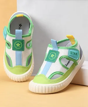 Cute Walk by Babyhug Velcro Closure Solid
                      Casual Shoes - Green