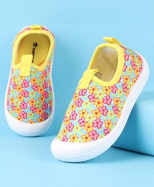 Cute Walk by Babyhug Slip On Casual Shoes with Floral Print - Blue & Yellow