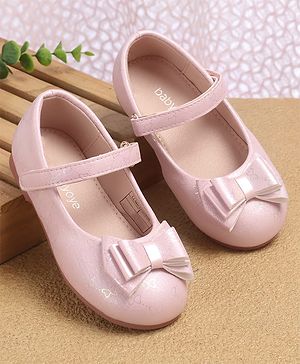 Babyoye Velcro Closure...