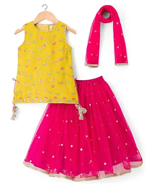 Babyhug Net Woven Sleeveless Chanderi
                              Embroidered Long Choli With Net Lehenga
                              and Dupatta Set- Fuchsia & Lime Green