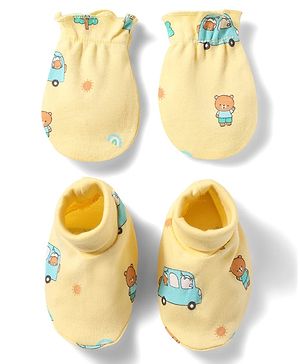 Babyhug 100% Cotton Knit Bear & Vehicles Printed Mittens & Booties Set - Yellow