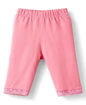 Babyhug
                              Cotton Lycra Knit Three Fourth Solid
                              Leggings With Lace Detailing - Baby Pink