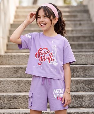 Pine Kids Cotton Knit Drop Shoulder Top & Shorts Set With New York Text Print - Lavender
