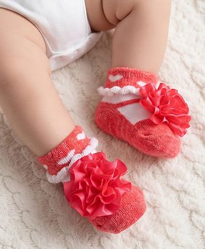 Cute Walk by Babyhug Ankle Length Socks Shoes With Floral Applique & Hearts Design - Dark Pink