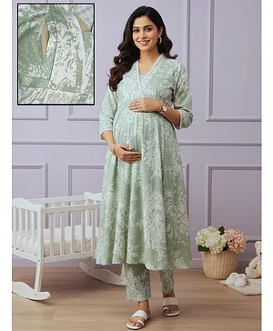 Dummy Shape Cotton Blend Woven Three
                              Fourth Sleeves Floral Printed Maternity
                              Kurti With Side Zipper Nursing Access
                              & Pant Set - Green