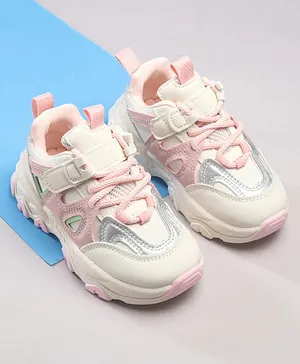 Cute Walk by Babyhug Velcro Closure Solid
                      Sneaker Shoes - Pink