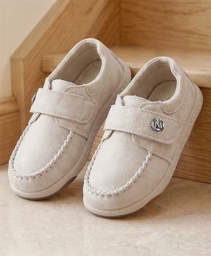 Cute Walk by Babyhug Velcro Closure Formal & Party Wear Shoes - Beige