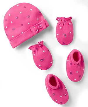 Babyhug 100% Cotton Knit Cap Mittens & Booties with Heart Print Multicolor - Diameter 8 cm