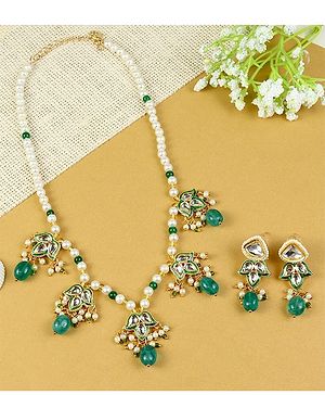 Asthetika Leaves Designed Beads...