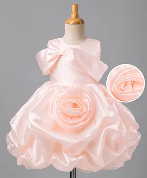 Mark & Mia Sleeveless Woven
                              Ruffles and Frills Party Dress With Floral
                              Applique - Peach