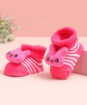Cute Walk by Babyhug Ankle Length Socks Shoes With Applique - Multicolor