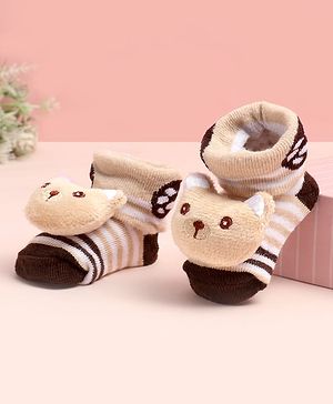 Cute Walk by Babyhug Ankle Length Socks Shoes With Bear Applique - Multicolor