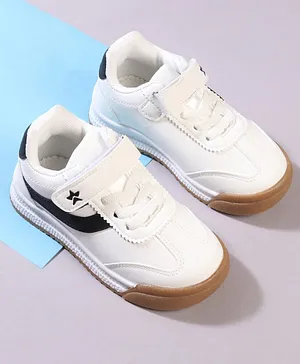 Cute Walk by Babyhug Velcro Closure Solid
                      Sneaker Shoes - White