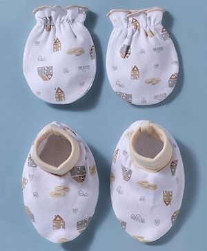 Babyhug 100% Cotton Interlock Knit Mittens and Booties Set With Rainbow Print - White