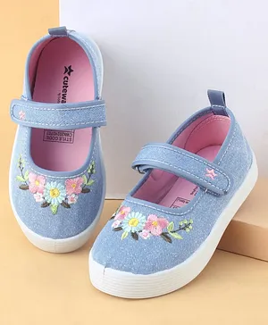 Cute Walk by Babyhug Velcro Closure Casual
                      Shoes with Floral Embroidery - Blue