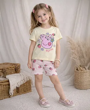 Mi Arcus 100% Cotton Knit Peppa Pig
                              Featuring Half Sleeves Character Printed
                              Tee & Shorts Set - Yellow & Pink