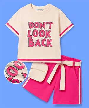 OLLINGTON ST. Sinker Knit Drop
                              Shoulder Sleeves T-Shirt & Shorts Set
                              With Attached Pouch & Text Print -
                              Offwhite & Pink