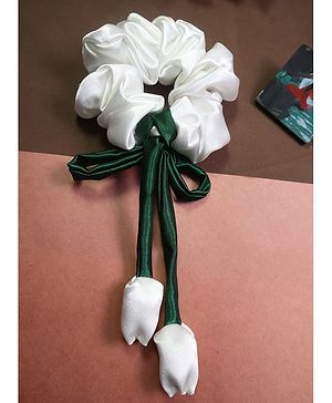 Kamule Floral Tassel Applique...