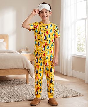 Pine Kids Cotton Knit Full Sleeves T-Shirt & Pyjama Co-Ord Night Suit With Boat Print - Yellow