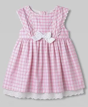 Simply Premium Poplin Woven Half
                                  Sleeves Checked Frock With Bow
                                  Applique - Pink