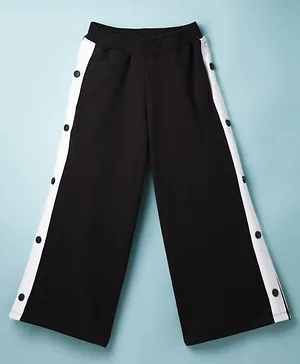 Honeyhap
                              Premium 100% Cotton Terry Knit Full Length
                              Solid Pant With Bio Finish - Black