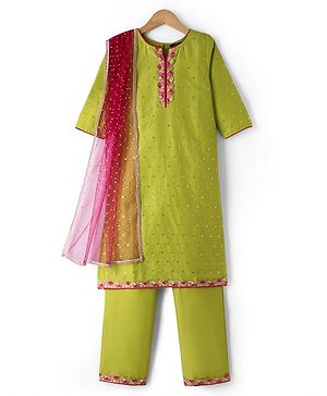 Pine Kids Woven Three Fourth  Sleeves Sequinned & Embroidered Neck Kurti Churidar Set with Dupatta - Light Green