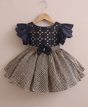 smile baby NX Woven Frill Sleeves
                              Stone Embellished Bow Applique Detailed
                              Dress - Black