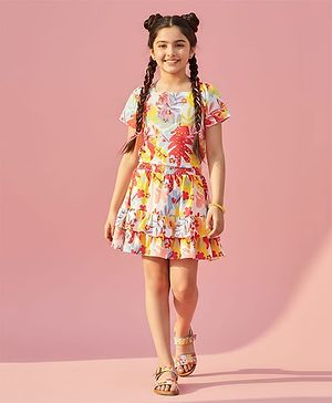 Tiny Girl Woven Half Sleeves...