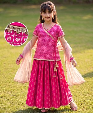 Pine Kids Woven Half Sleeves Choli and Lehenga with Dupatta and Geometric Grid Embroidery in Pink for 4-5 Years