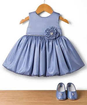 Blabber Sleeveless Stone Embellished
                              Floral Applique Detailed Knee Length Dress
                              With Booties - Blue