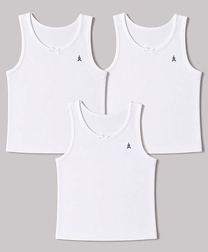Pine Kids Cotton Lycra Knit Sleeveless Set Of Vests With Logo Print Pack Of 3 - White