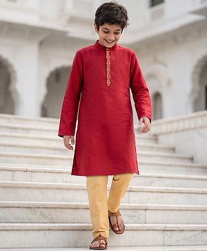 Pine Kids Woven Full Sleeves Kurta Pyjama Set With Lace Detailing - Red
