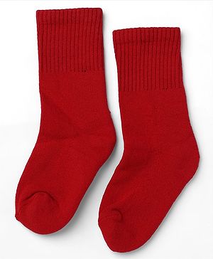 Cute Walk by Babyhug Cotton Knit Terry Ankle Length Anti-bacterial Calf Length Terry Socks in Red